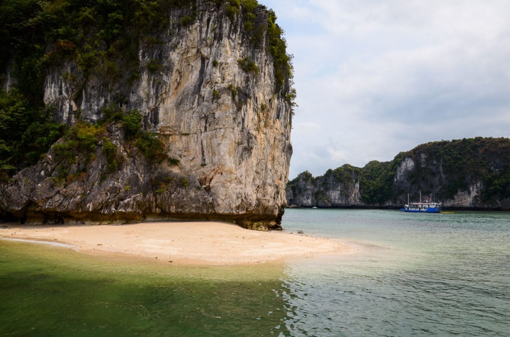 Vietnam Cat Ba Lan Ha Bay